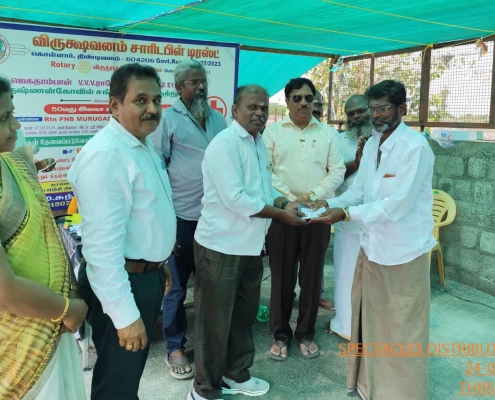 Spectacles Distributions (8)